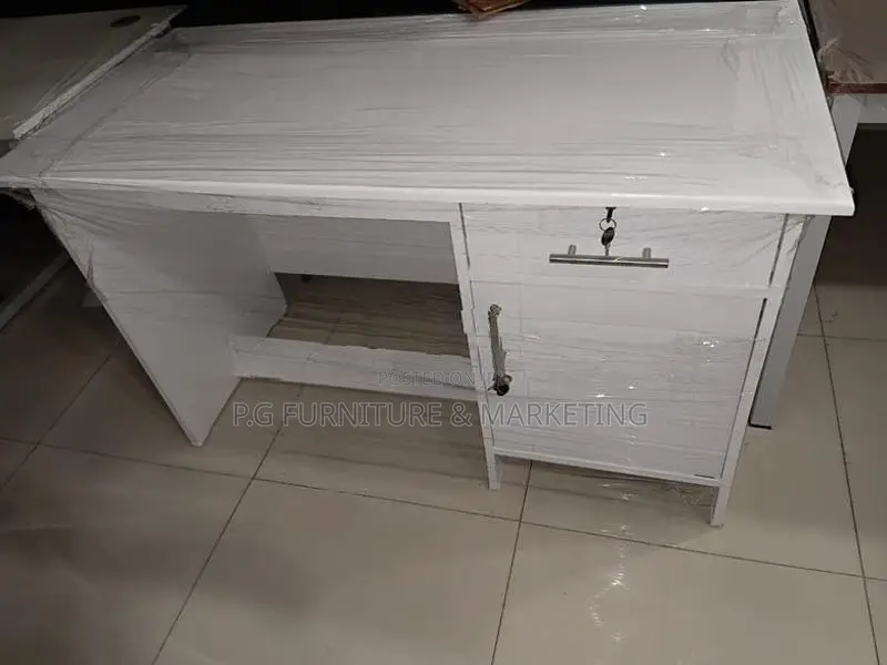 Modern Melamine 4×2 Ft Tabel