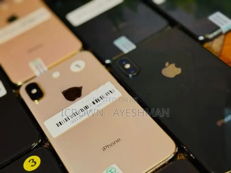 Apple iPhone XS 256GB (Used)