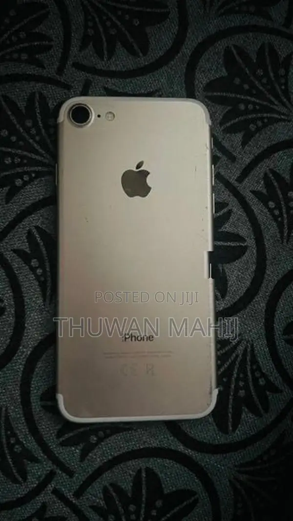 Apple iPhone 7 (Used)