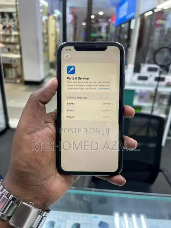 Apple iPhone 11 128gb /64GB (Used)