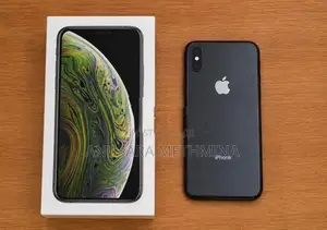 Apple iPhone XS (Used)