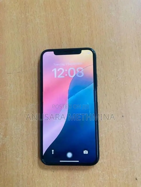 Apple iPhone XS (Used)