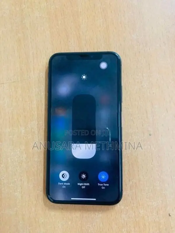 Apple iPhone XS (Used)