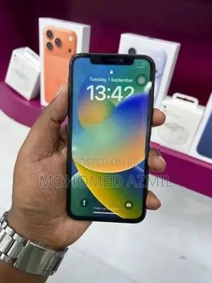 Apple iPhone X 64gb (Used)