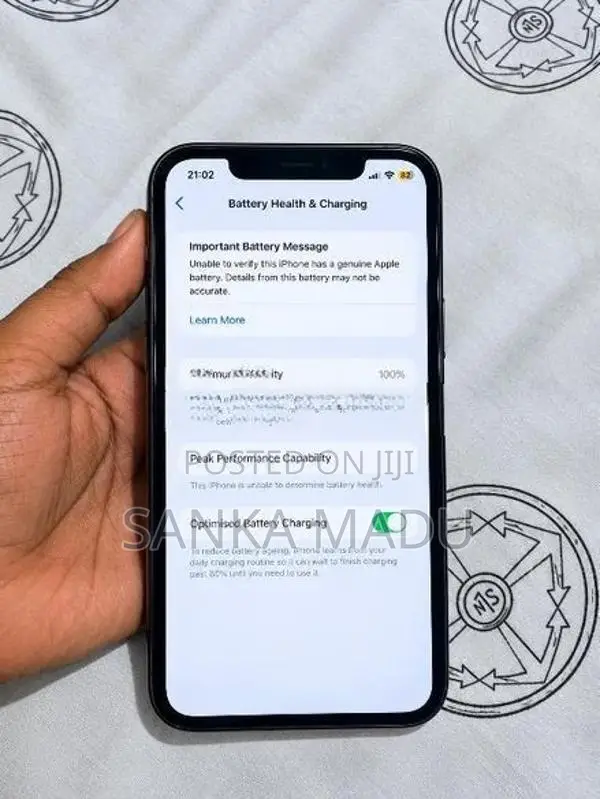 Apple iPhone 11 64GB (Used)