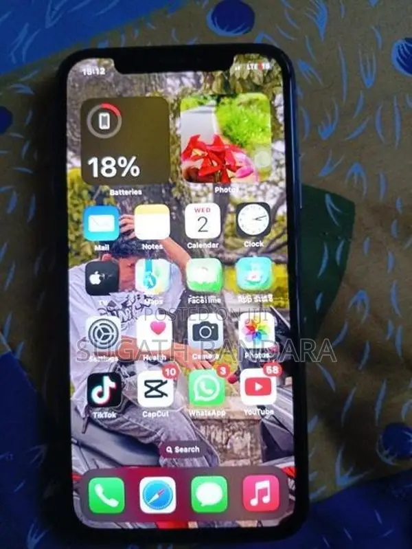 Apple iPhone X (Used)