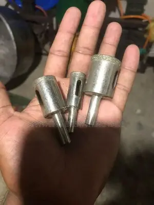 Glass Hole Bit with Tile