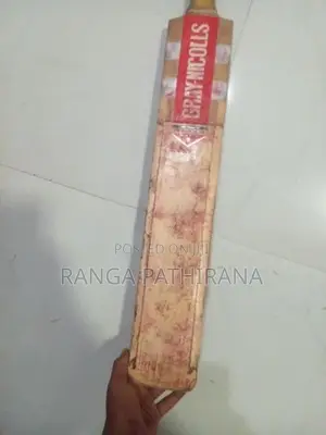 Gray Nicholls Bat (Power Spot)