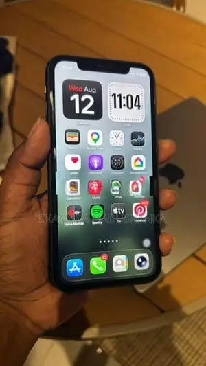 Apple iPhone 11 (Used)