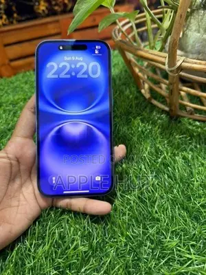Apple iPhone 16 (Used)