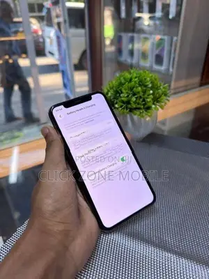 Apple iPhone 11 Pro (Used)