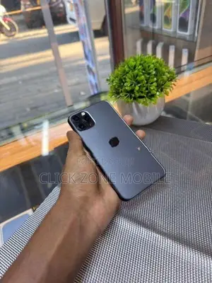 Apple iPhone 11 Pro (Used)
