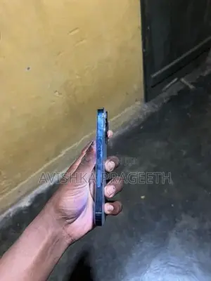 Apple iPhone 13 Pro (Used)