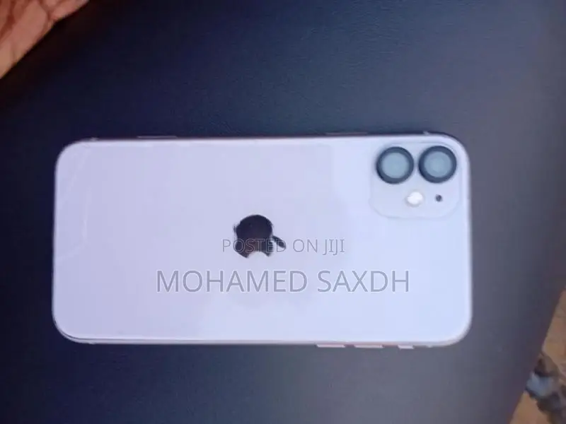 Apple iPhone 11 (Used)