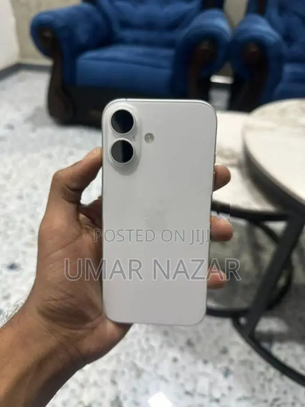 Apple iPhone 16 (Used)