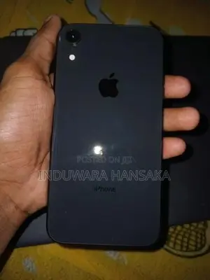 Apple iPhone XR (Used)