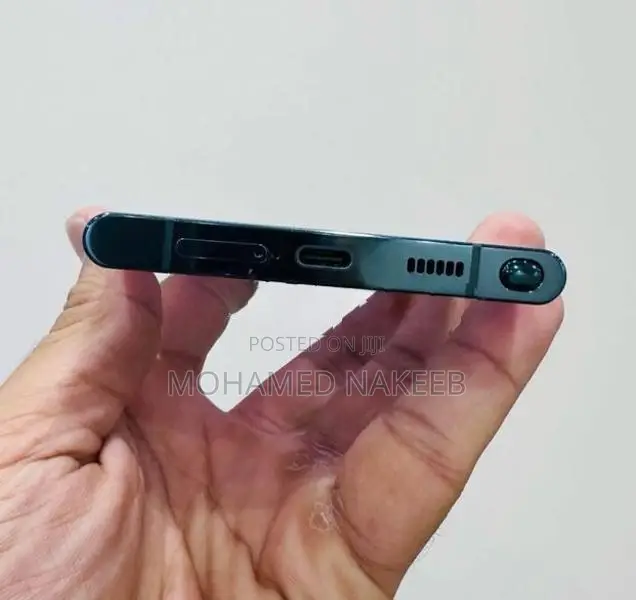Samsung Galaxy S22 Ultra (Used)