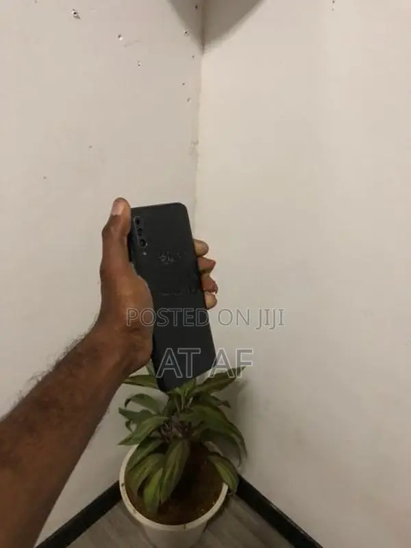 Samsung Galaxy A70 for Parts