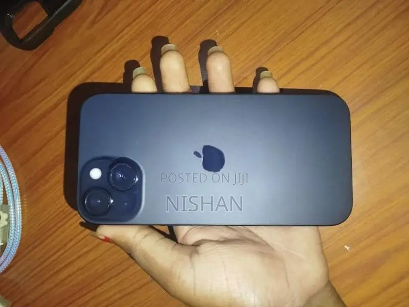 Apple iPhone 15 128GB (Used)