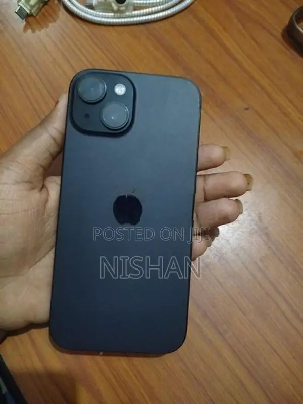 Apple iPhone 15 128GB (Used)