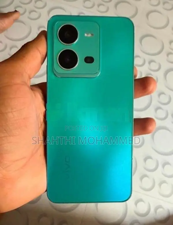 Vivo V25 (Used)