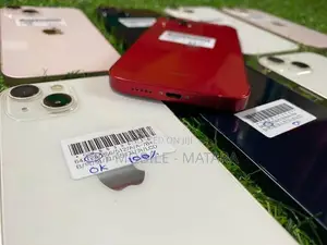 Apple iPhone 13 128GB (Used)