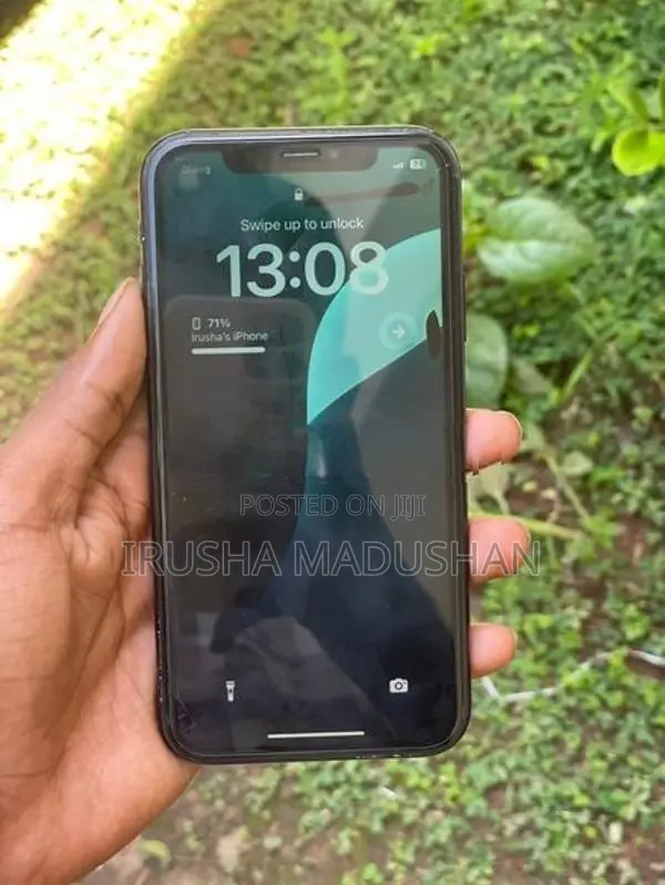 Apple iPhone XR (Used)