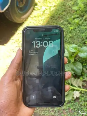 Apple iPhone XR (Used)