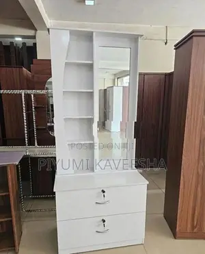 Melamine Derssing Table