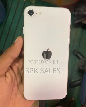 Apple iPhone SE 2 (Used)