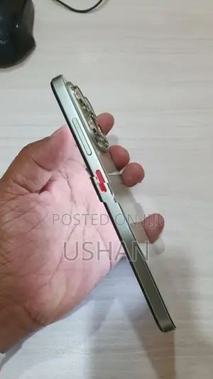 ZTE nubia V70 (Used)