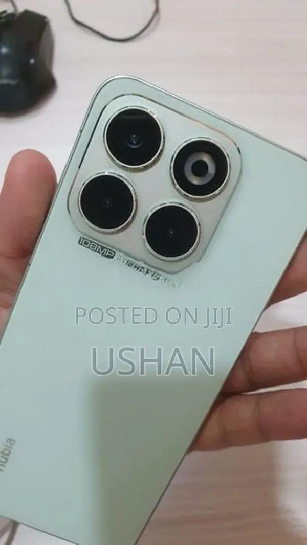 ZTE nubia V70 (Used)