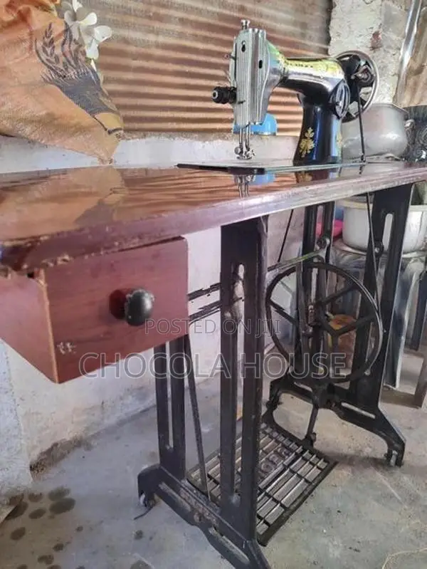 Singer Treadle Sewing Machine