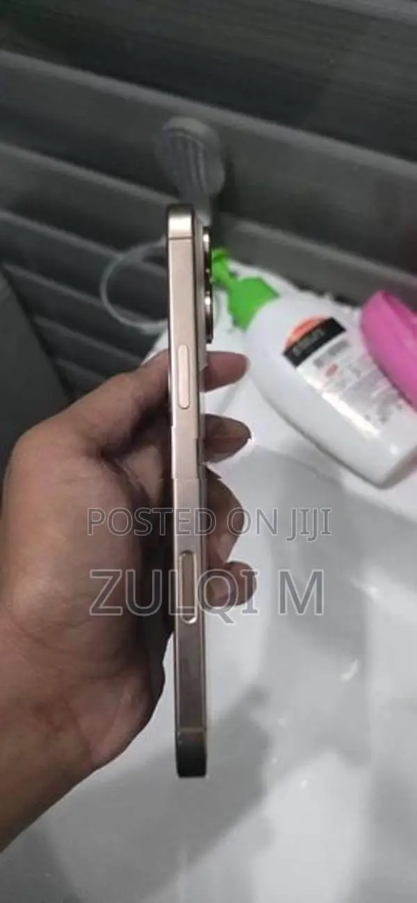 Apple iPhone 16 Pro Max (Used)