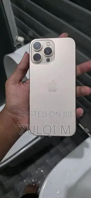 Apple iPhone 16 Pro Max (Used)
