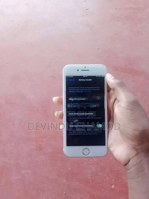 Apple iPhone 7 (Used)