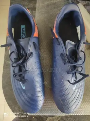 Sports Shoe