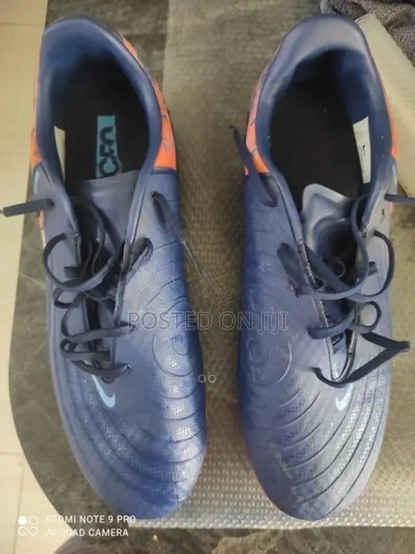 Sports Shoe