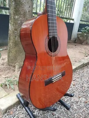 Yamaha C40 Classical Guitar