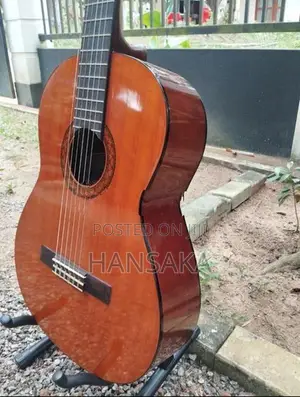Yamaha C40 Classical Guitar