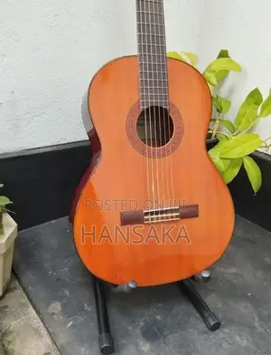 Yamaha C70 Classical Guitar