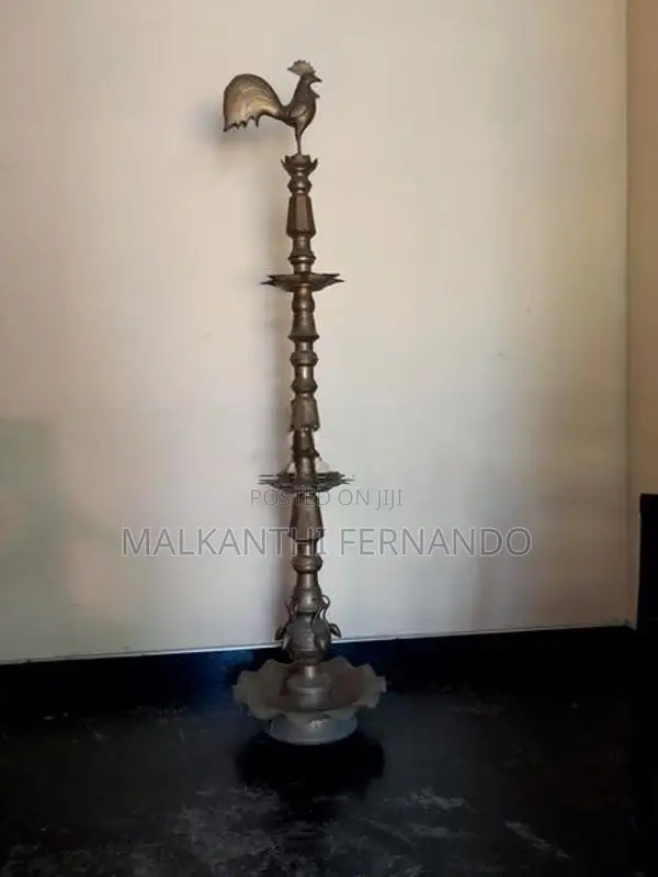 පිත්තල කුකුලා / Brass Lamp Traditional