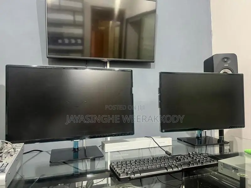 Professional Glass Editing Table With 2 Side Decks