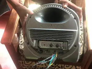 Kenwood Powered Speaker