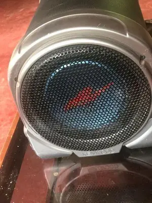 Kenwood Powered Speaker