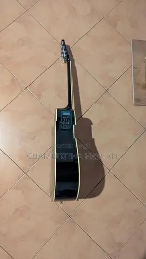 Maverick Guitar