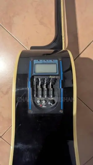 Maverick Guitar