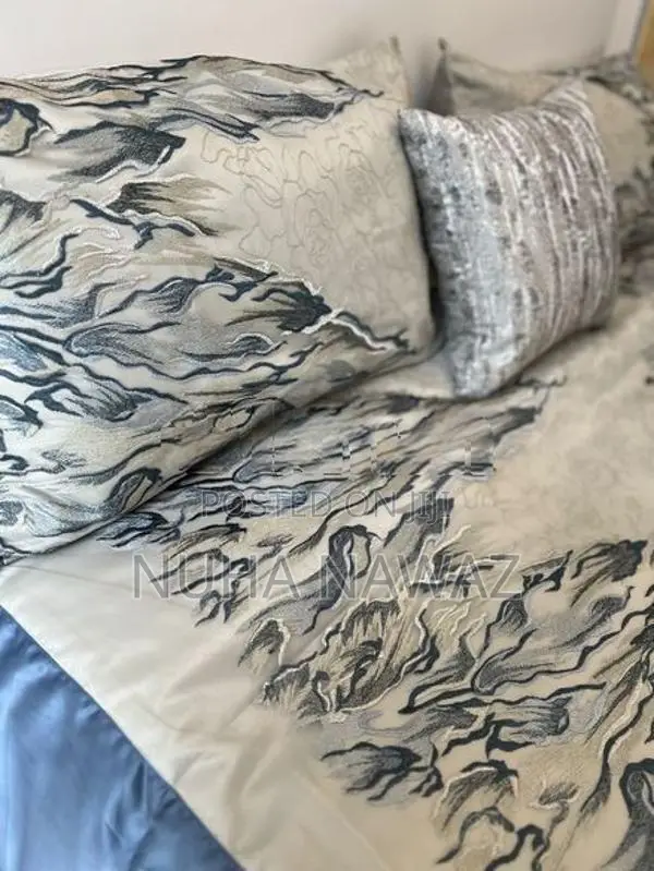 Bridal Bed Sheet with Cushion