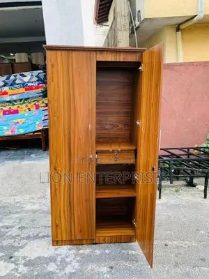 6×2.5 ft Melamine cupboards