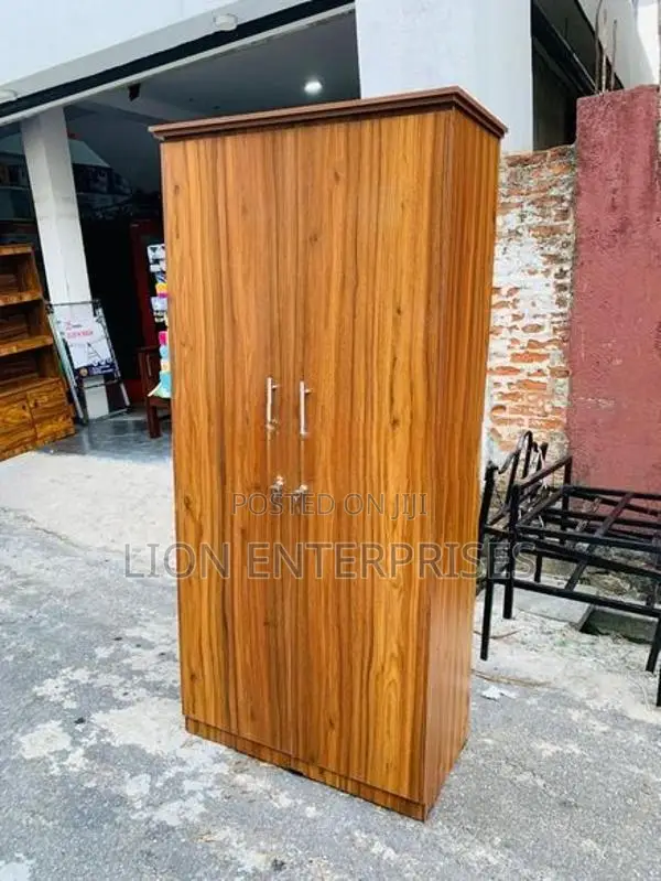6×2.5 ft Melamine cupboards